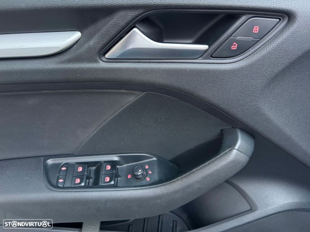 Audi A3 Limousine 1.6 TDI Advance Ultra - 17
