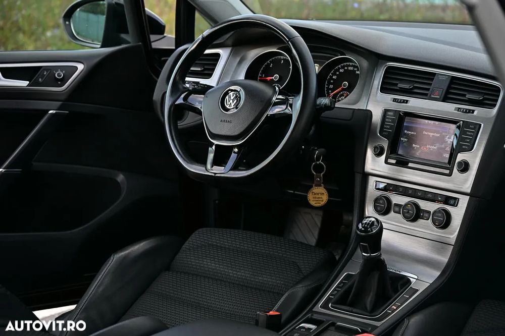 Volkswagen Golf 2.0 TDI 4Motion BMT Comfortline - 3