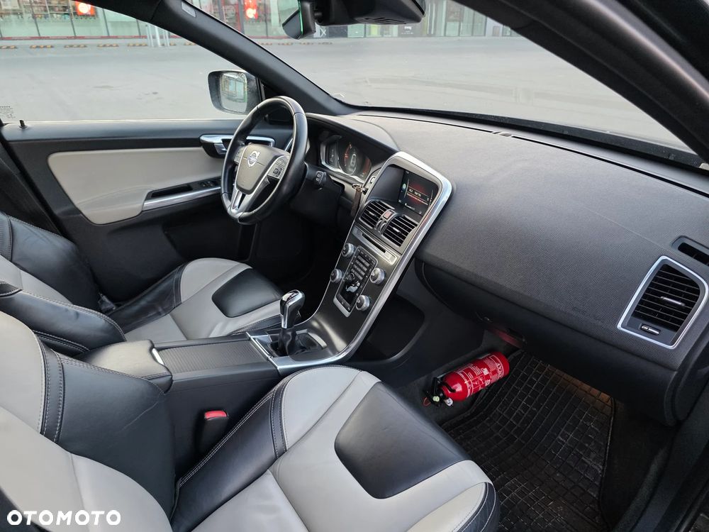 Volvo XC 60 D4 Drive-E Summum - 31