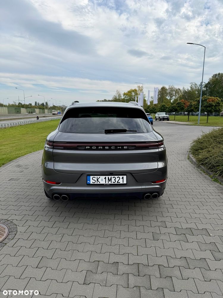 Porsche Cayenne - 16