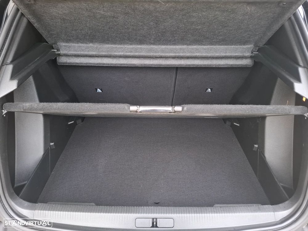 Peugeot 2008 1.2 PureTech GT Line - 52