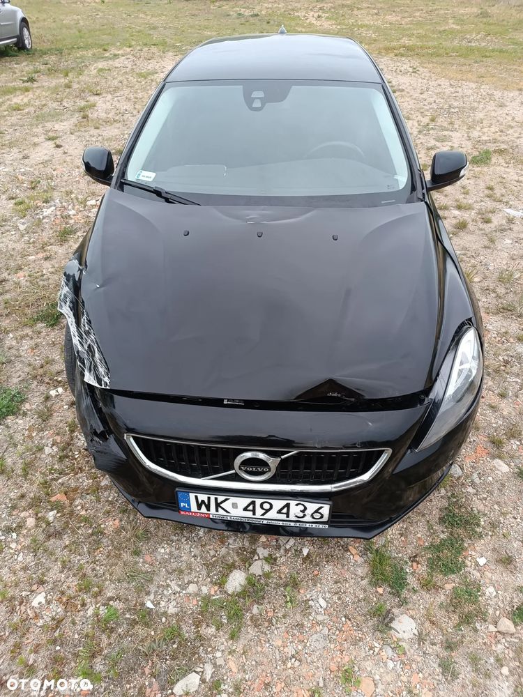 AUTO NA CZĘŚCI -VOLVO V40 NA CZĘŚCI ĆWIARTKA BŁOTNIK POSZYCIE KLAPA ZDERZAK LAKIER 717-46 Dostawa GWARANCJA !!! Ćwiartka Drzwi Podłużnica Wanna Cały na części GWARANCJA !!! Przód Tył Zestaw Komplet Drzwi Klapa Zderzak Błotnik Maska Grill Atrapa Szyba Pas Lampa Lusterko Boczki Fotel Kanapa Kokpit Deska Rozdzielcza Przełącznik Włącznik Sterownik Przewody Wiązka Instalacja Moduł Komputer Czujnik Listwa Pompa Alternator Wtryski Głowica Rozrusznik Kompresor Sprzęgło Dwumas Silnik Skrzynia ABS Klimatyzacji Paliwa Wspomagania Kolektor Turbina Przepustnica Zawór Chłodnica Koło Hak Belka Sanki Zawieszenie Mcpherson Półoś Amortyzator Wydech Tłumik Zacisk Most - 6