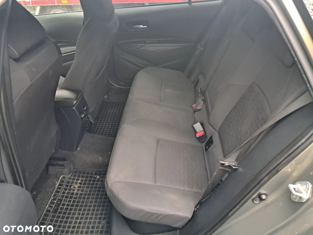 Toyota Corolla - 11