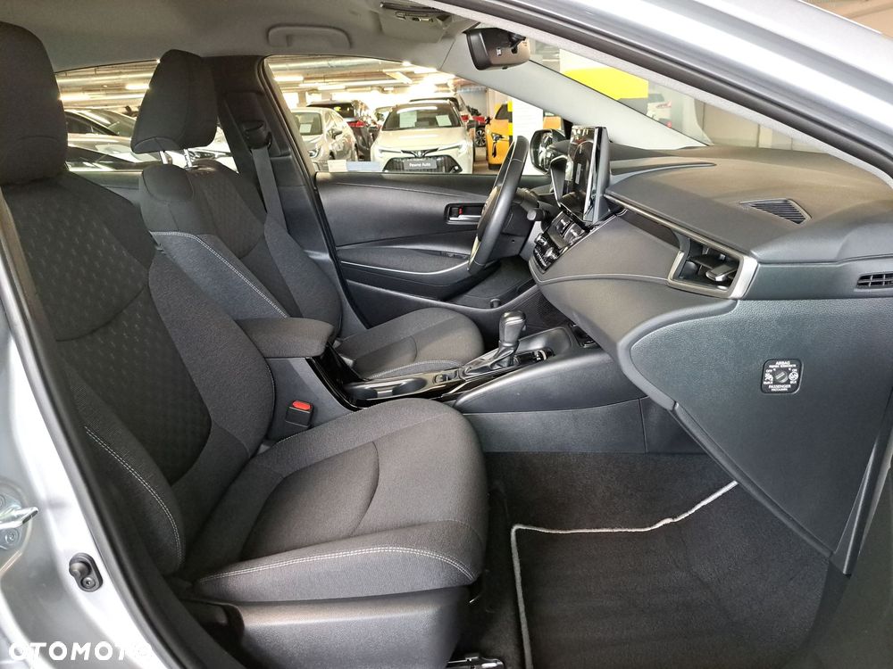 Toyota Corolla 1.8 Hybrid Comfort - 16