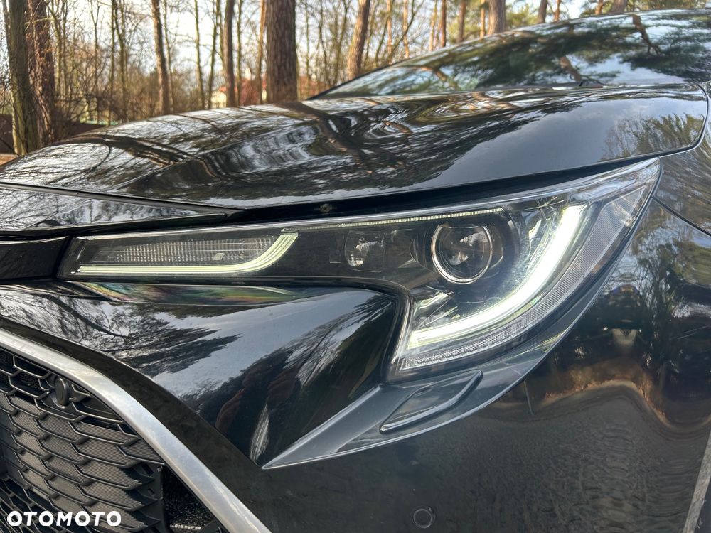 Toyota Corolla 2.0 Hybrid Executive - 6