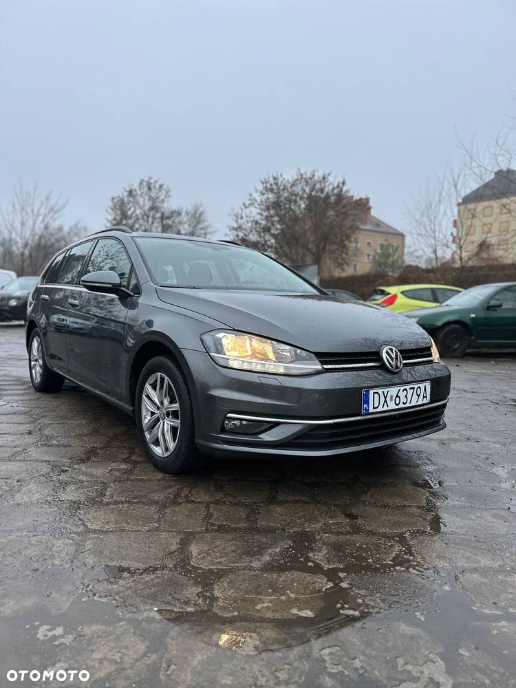 Volkswagen Golf 1.5 TSI ACT OPF DSG Comfortline - 2