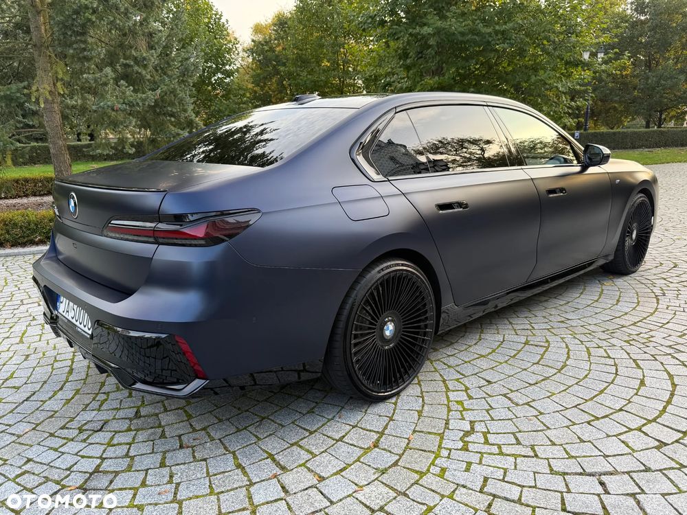 BMW Seria 7 - 16