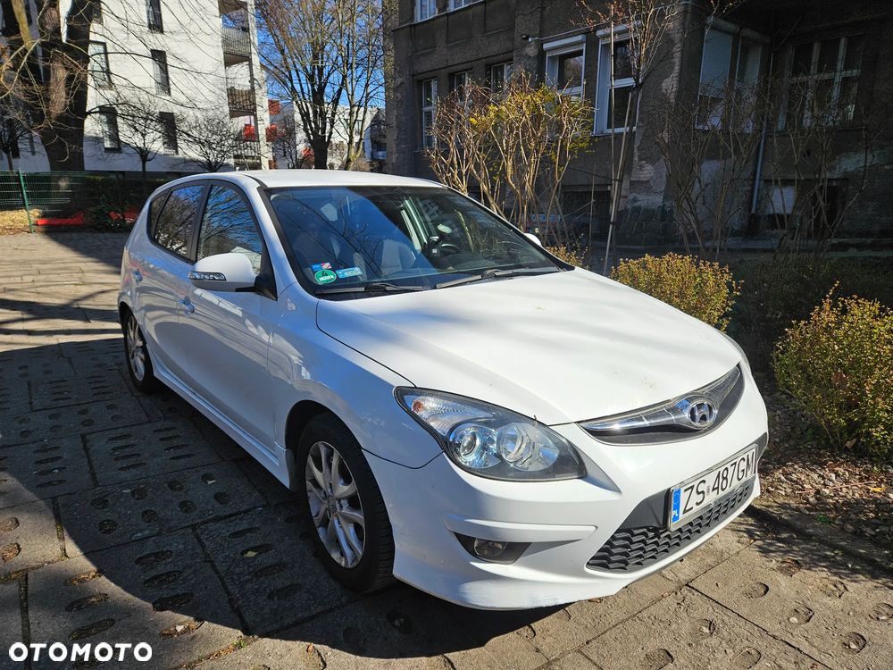 Hyundai i30 1.6 CRDi Base - 1
