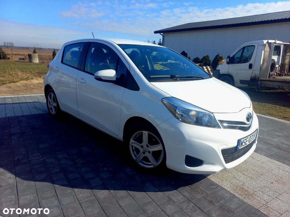 Toyota Yaris 1.33 VVT-i Club - 14