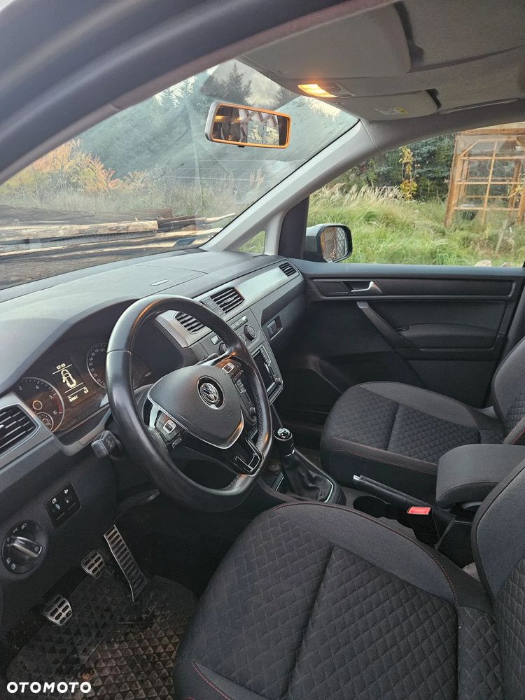 Volkswagen Caddy 2.0 TDI Comfortline - 11