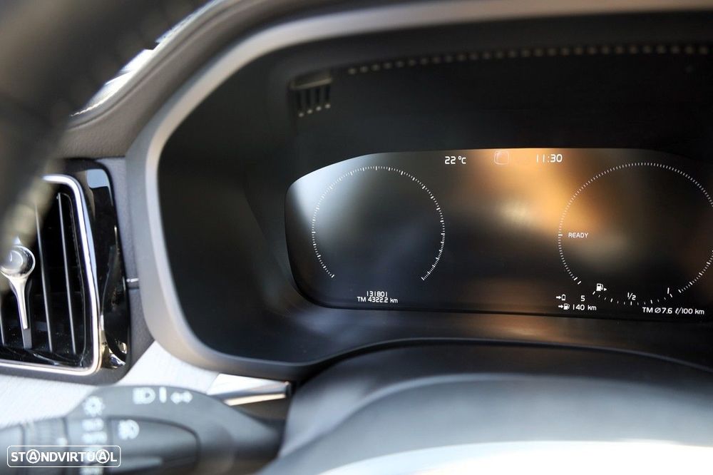 Volvo XC 60 2.0 T8 PHEV Inscription AWD - 34