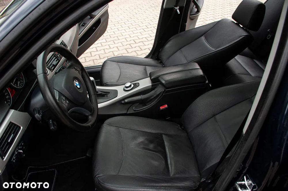 BMW Seria 3 - 39