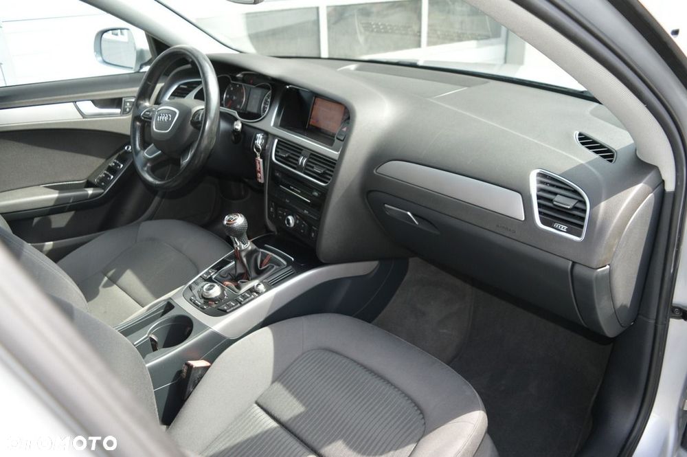 Audi A4 Avant 2.0 TDI - 23