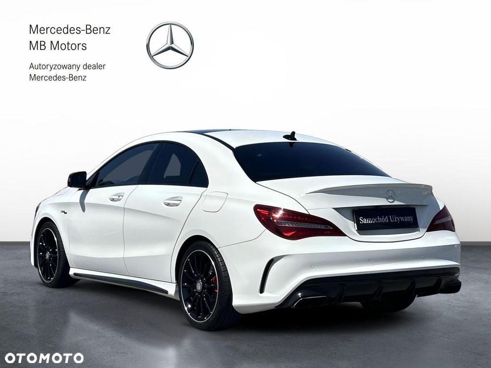 Mercedes-Benz CLA - 4