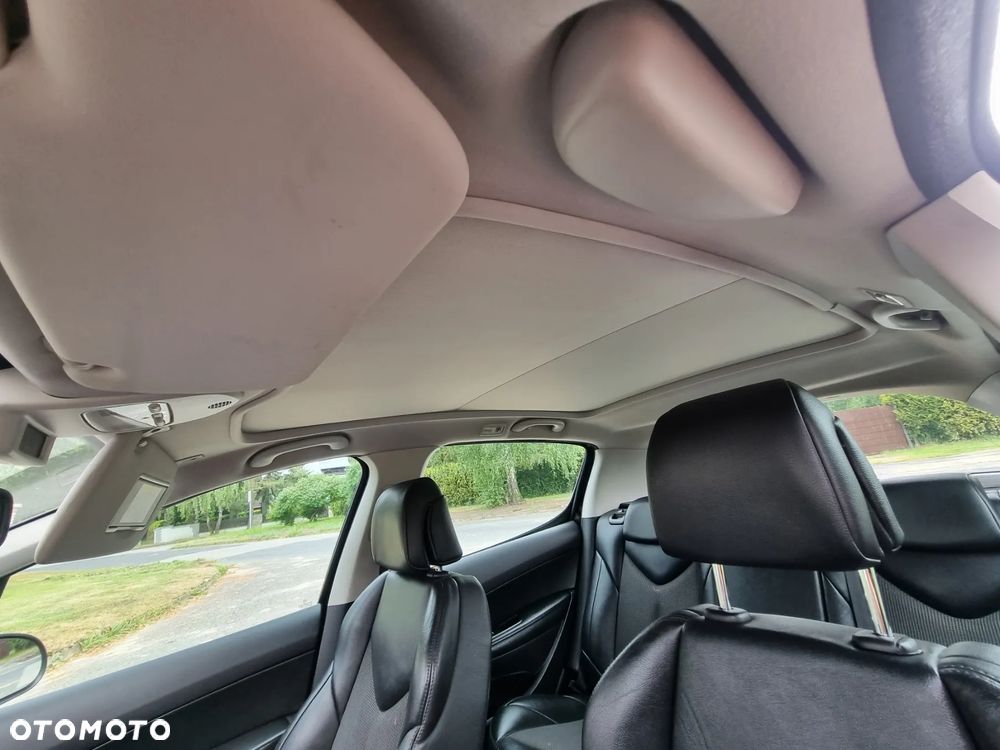 Peugeot 308 1.6 Premium Plus - 17