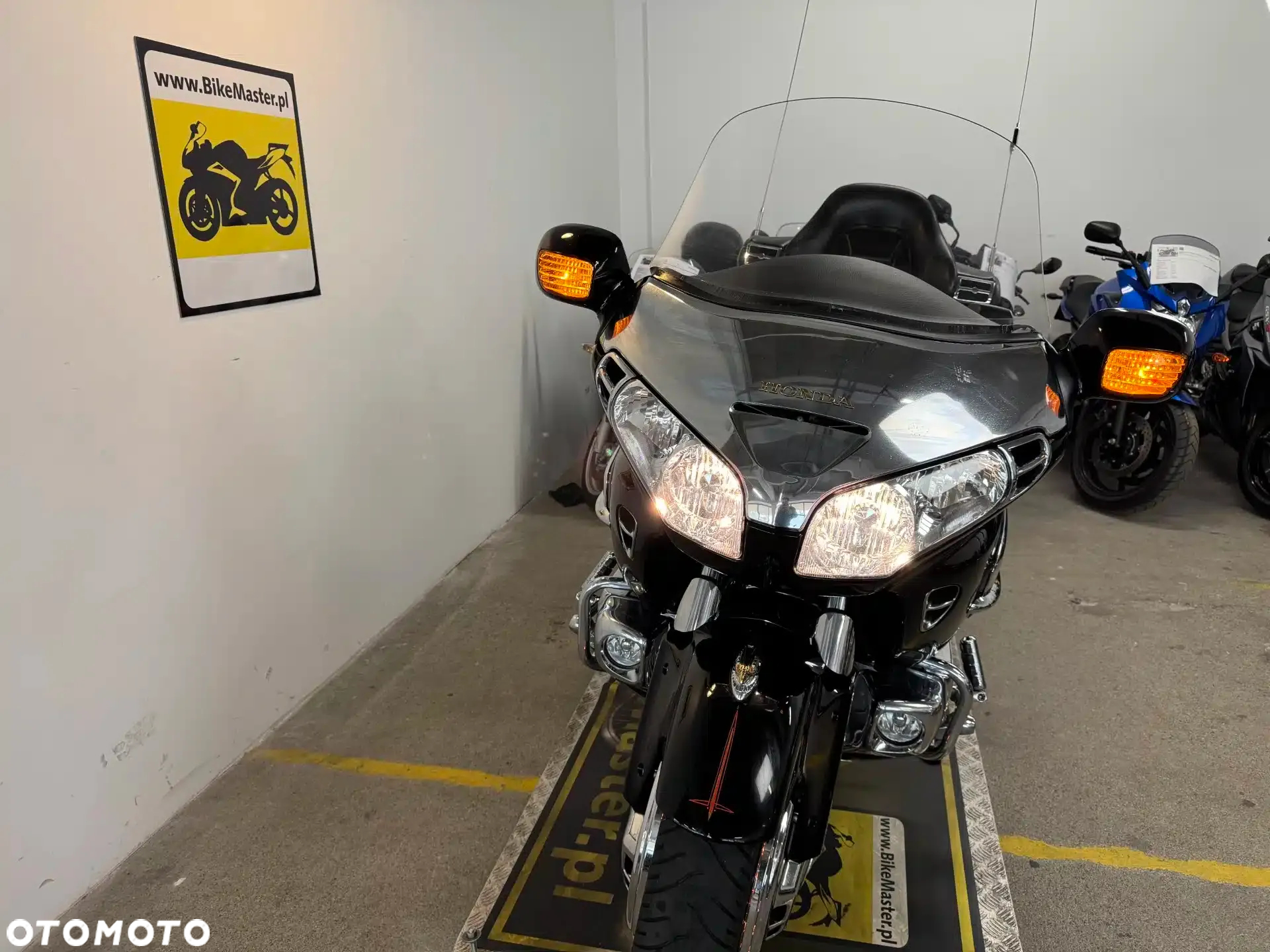 Honda GL - 35