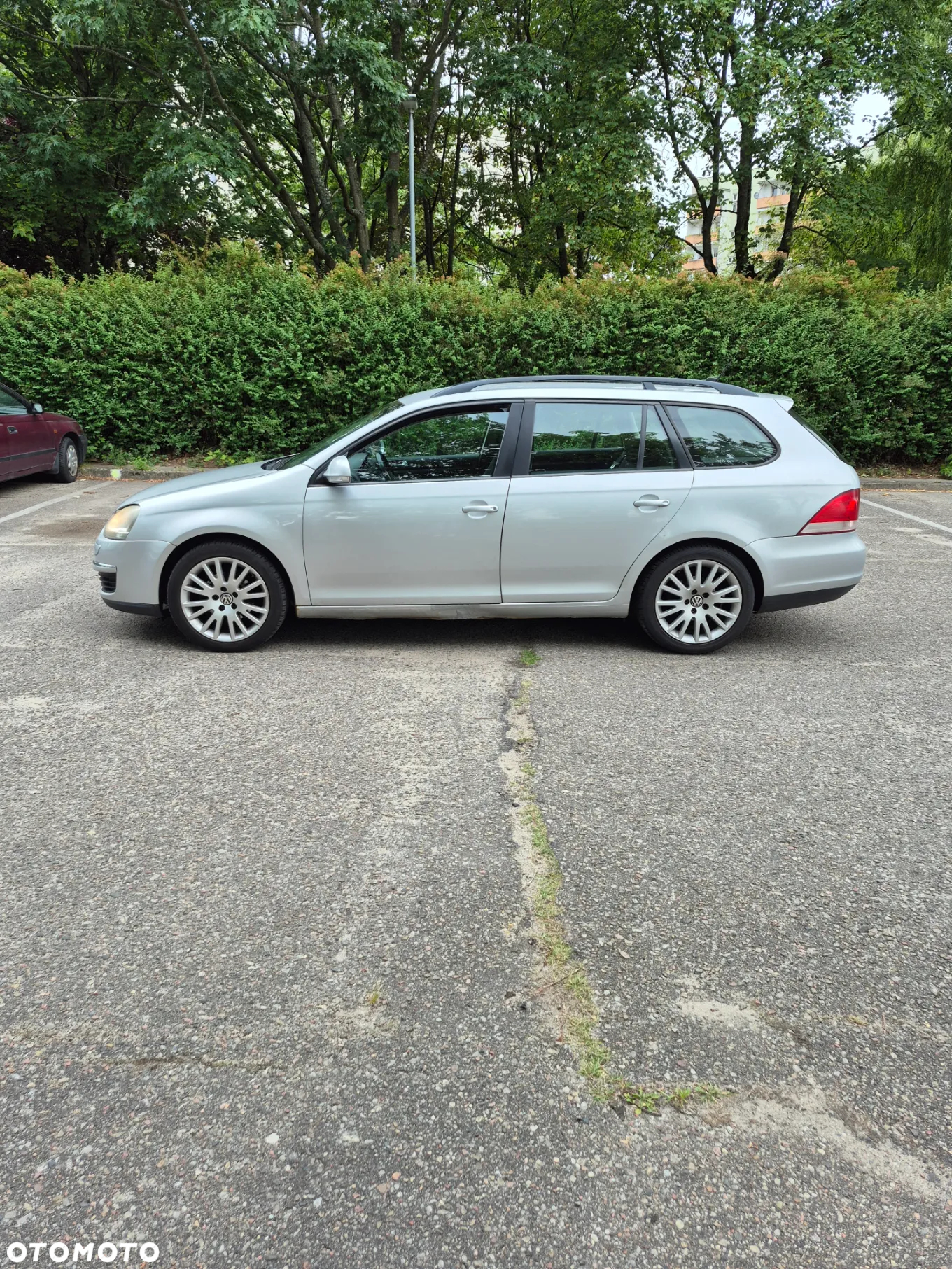 Volkswagen Golf 1.9 TDI DPF Edition BlueMotion - 3