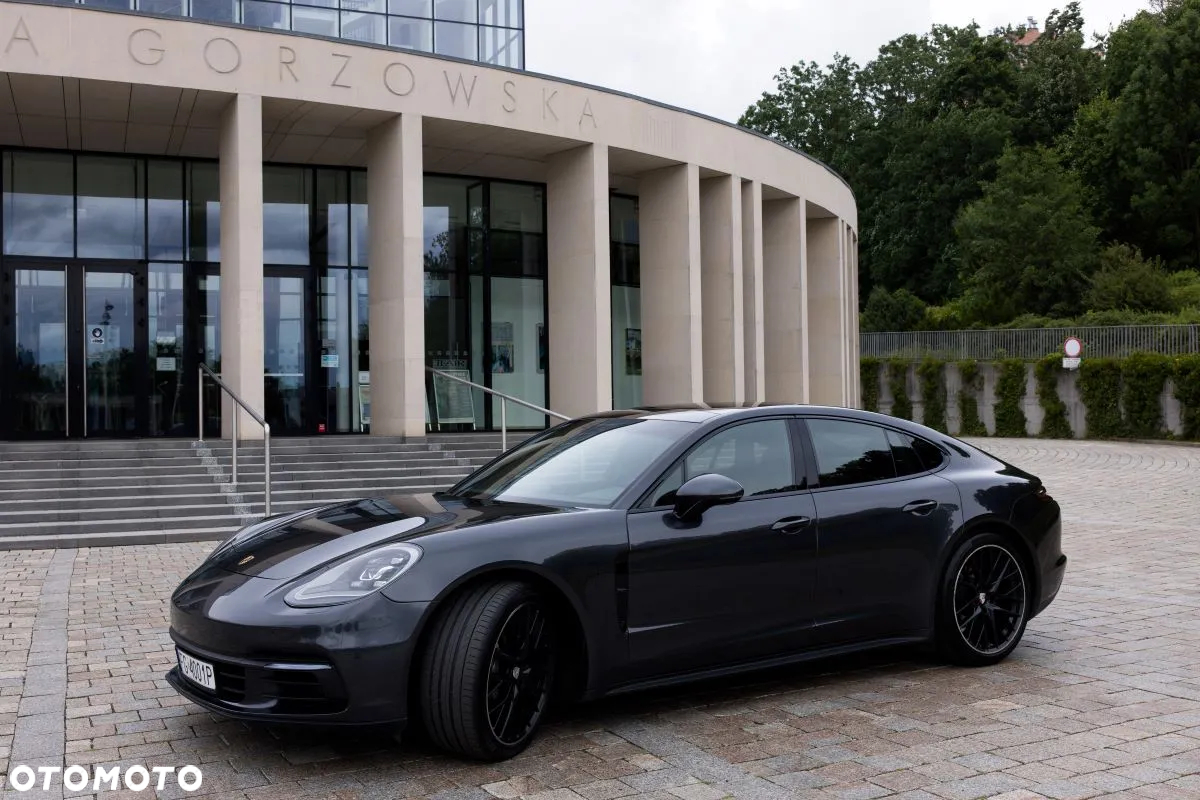 Porsche Panamera 4S - 7