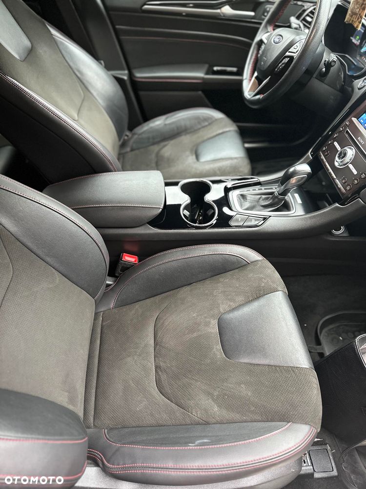 Ford Mondeo 2.0 Hybrid ST-Line Plus - 13