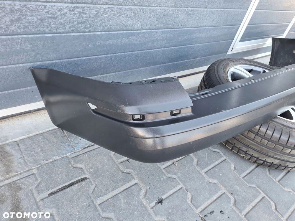 VW T6 zderzak tył czarny STRUKTURA - 2