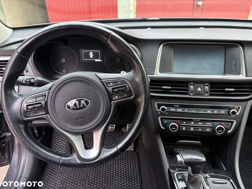 Kia Optima - 15