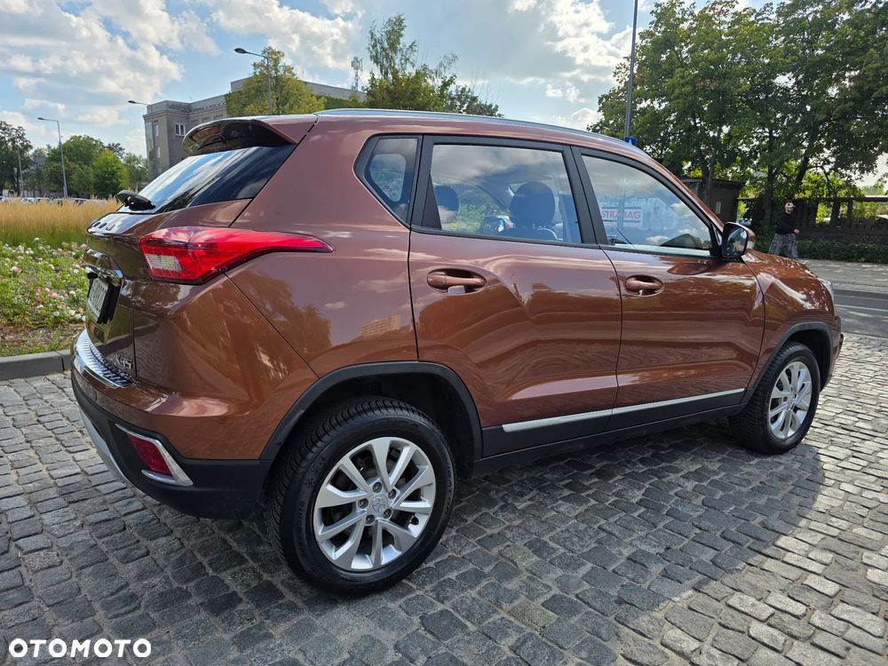 BAIC Senova X35 - 30