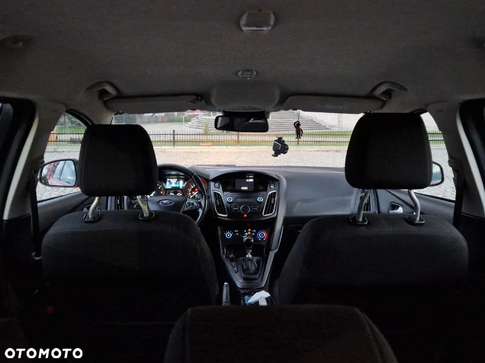 Ford Focus - 15