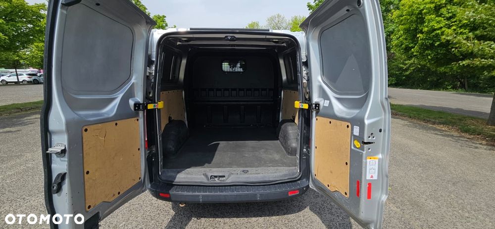 Ford Transit Custom 310 L2H1 Limited - 18