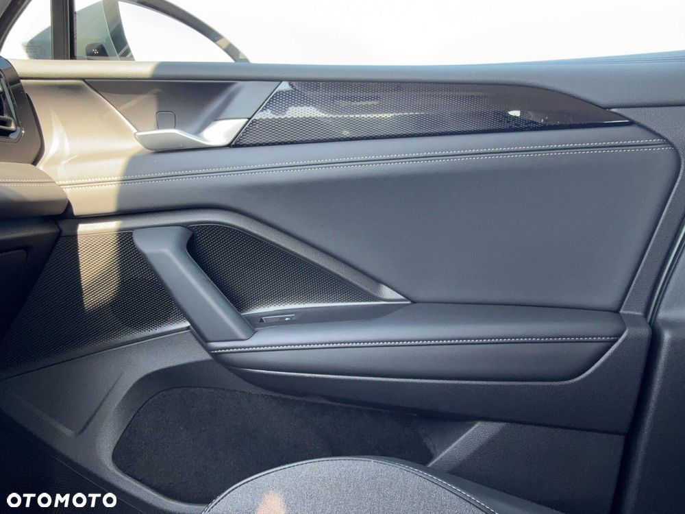 Volkswagen Tiguan - 28