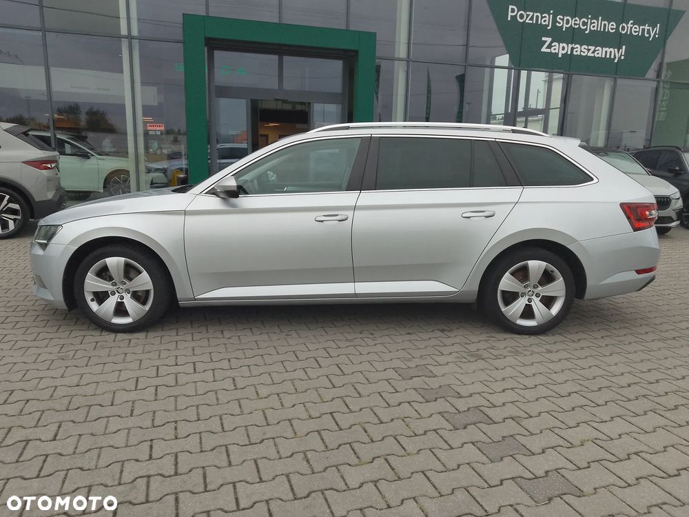 Skoda Superb 1.5 TSI ACT Ambition - 4