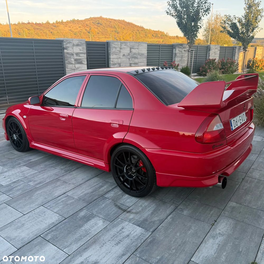Mitsubishi Lancer Evolution - 10