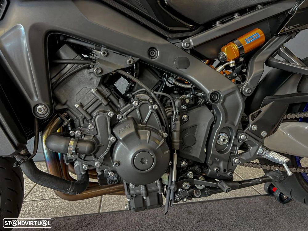 Yamaha MT-09 - 13