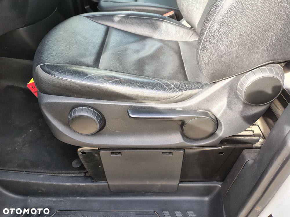 Mercedes-Benz VITO - 37