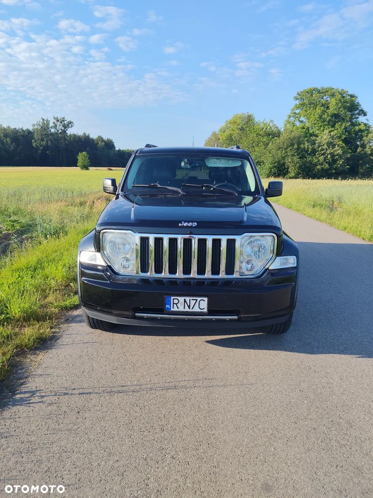 Jeep Liberty - 4
