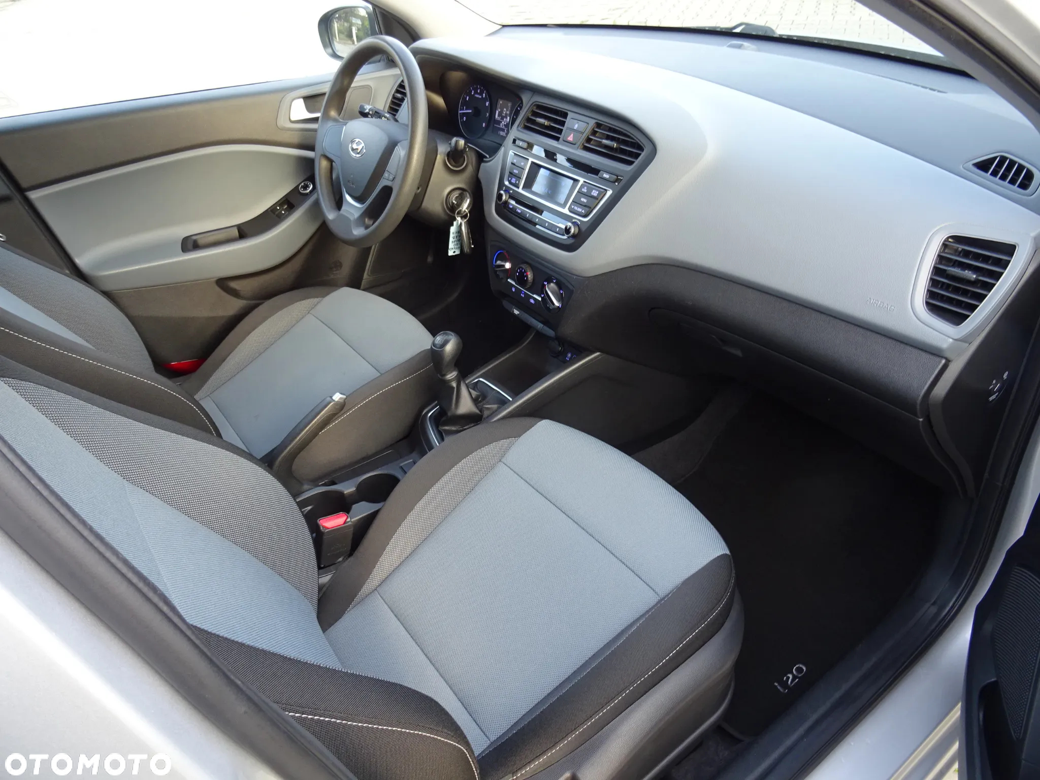 Hyundai i20 1.2 Comfort - 9
