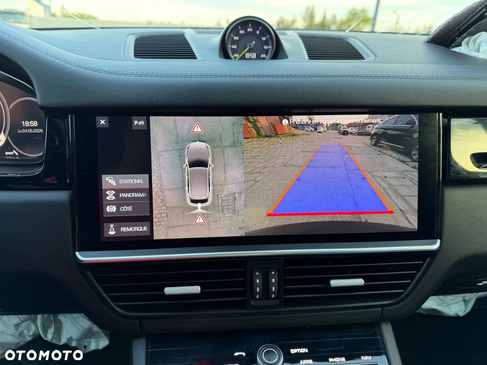Porsche Cayenne E-Hybrid Tiptronic S Platinum Edition - 27