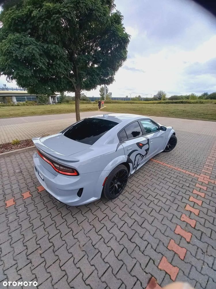 Dodge Charger 5.7 R/T - 4