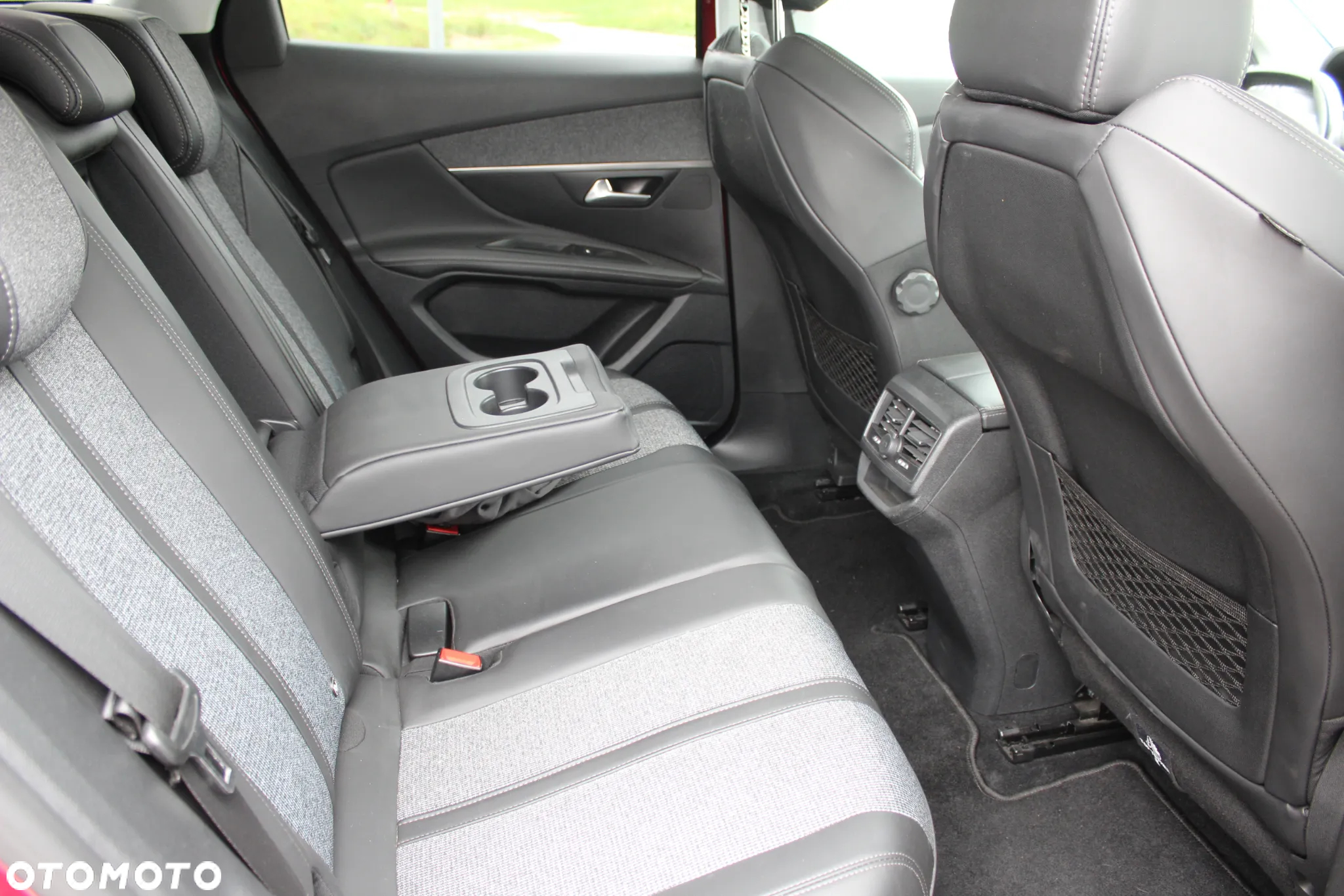 Peugeot 3008 BlueHDi 130 Stop & Start Allure - 9