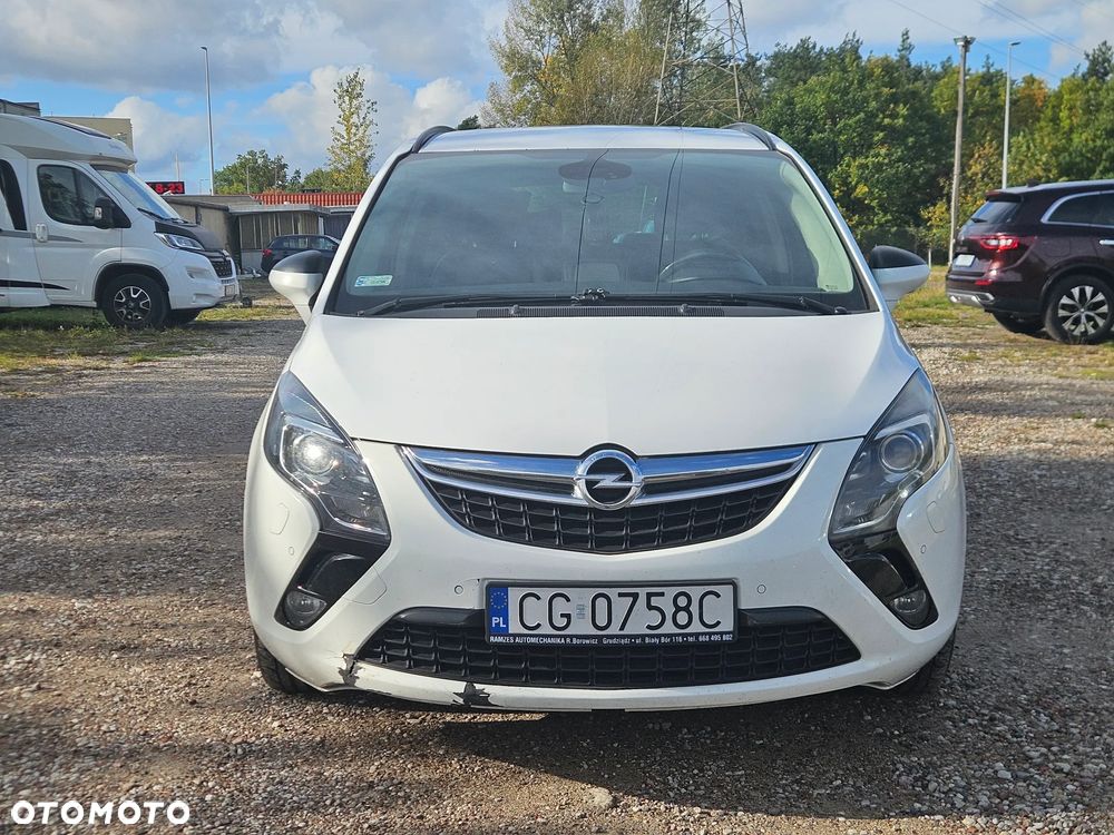 Opel Zafira 2013 photo 2