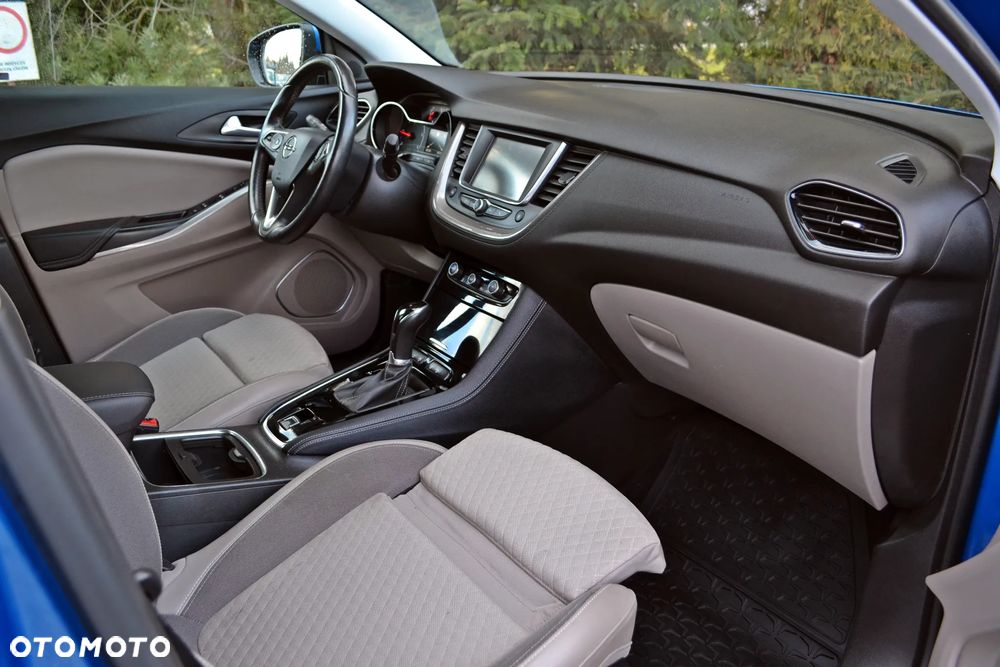 Opel Grandland X - 12