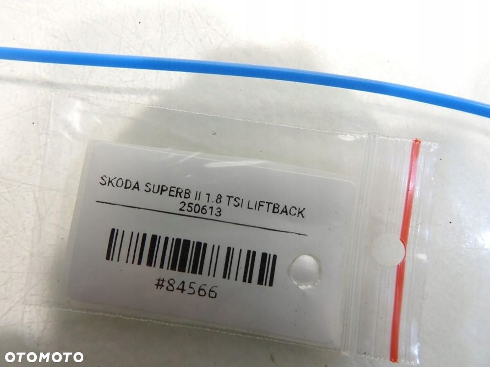 HALOGEN PRAWY SKODA SUPERB II 3T0941700 3T0941702 - 4