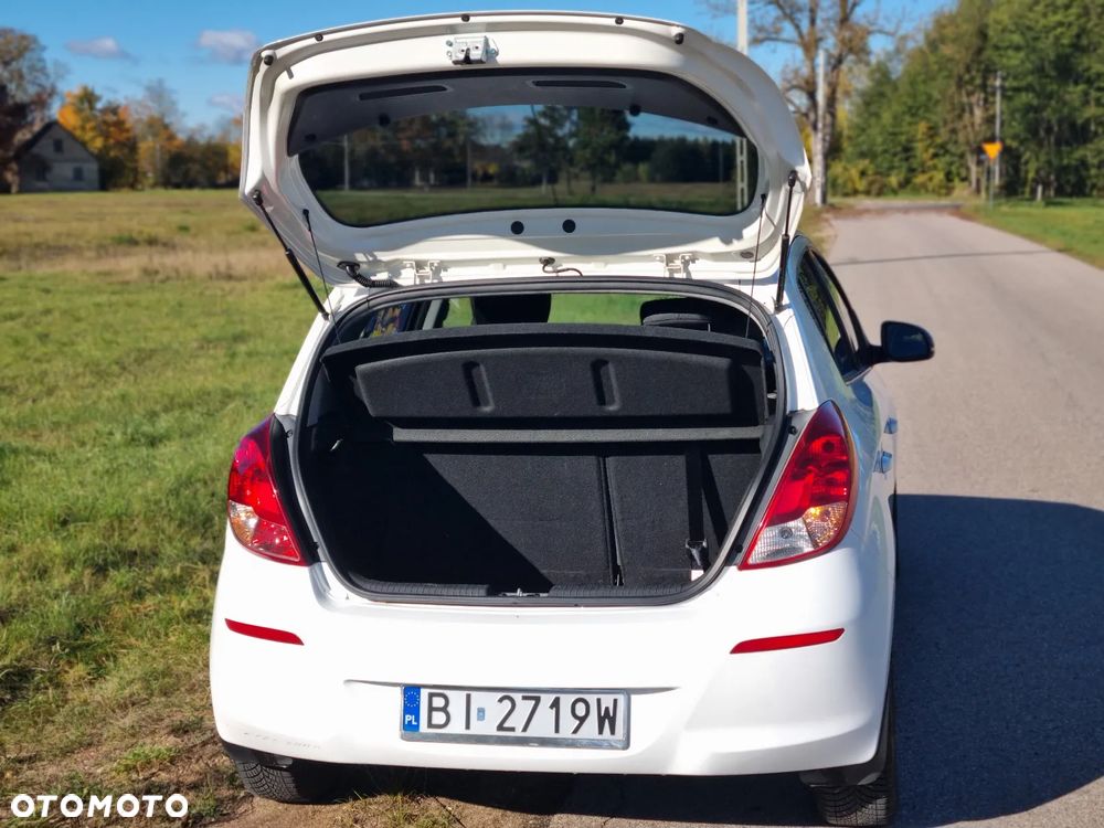 Hyundai i20 - 11