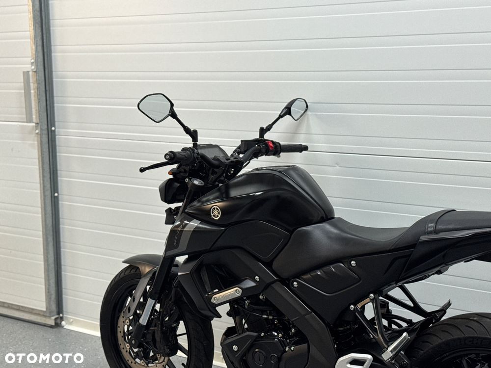 Yamaha MT - 12