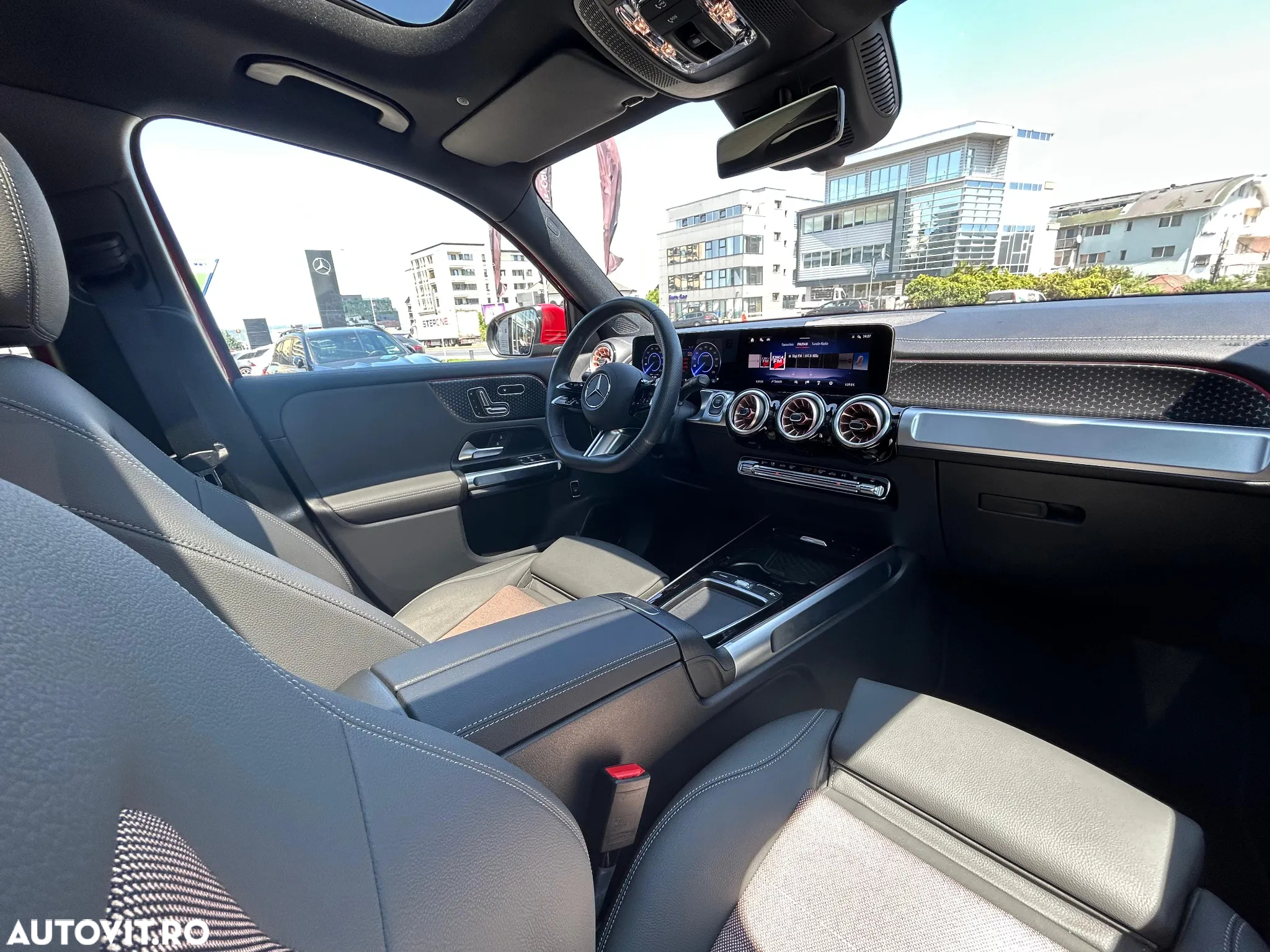 Mercedes-Benz EQB 350 4MATIC - 12
