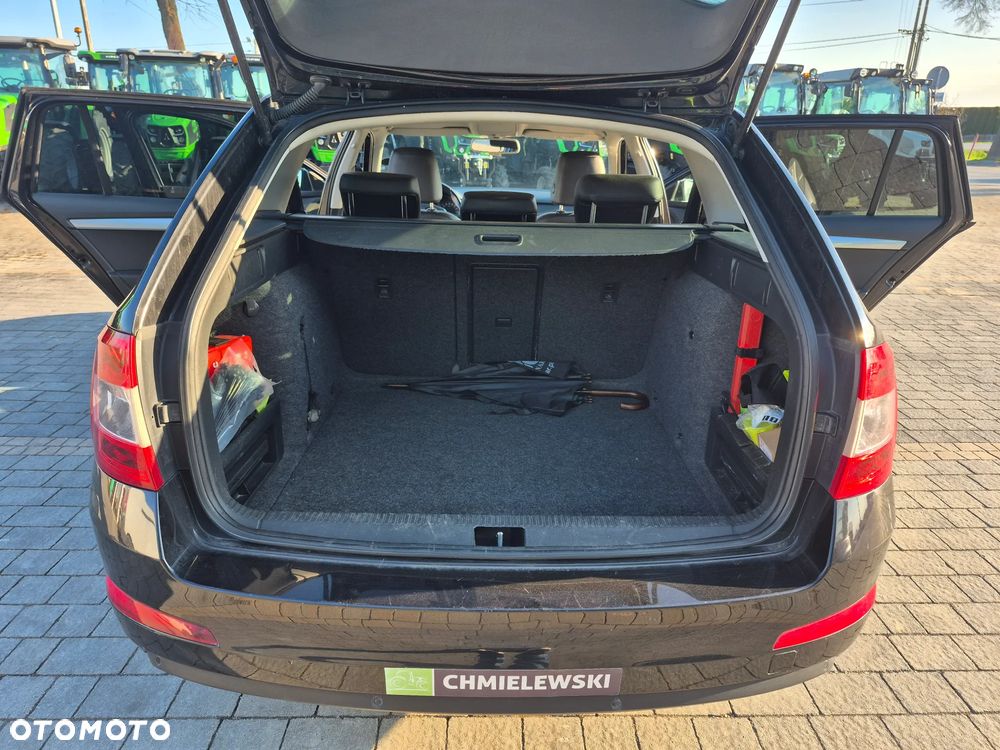 Skoda Octavia 2.0 TDI Style - 11