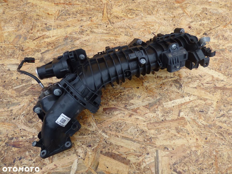 BMW F20 F30 F32 F10 F25 2.0D N47 KOLEKTOR SSĄCY 7807991 - 1