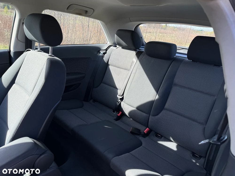 Audi A3 3-drzwiowe 1.6 Ambiente - 20