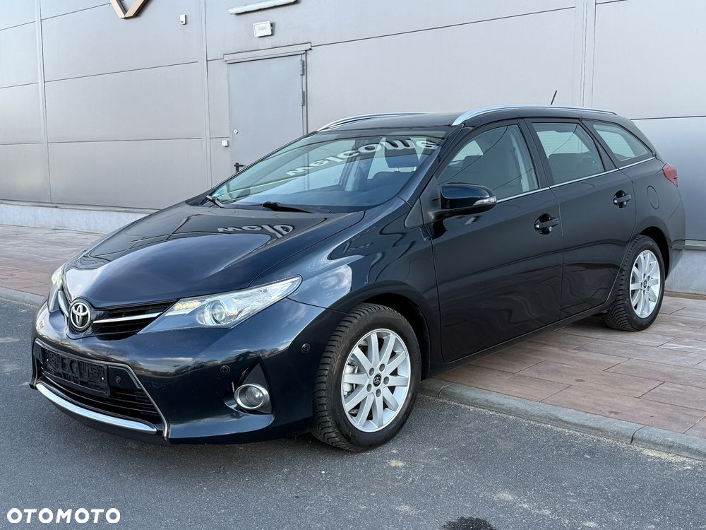 Toyota Auris 1.6 Life+ - 4