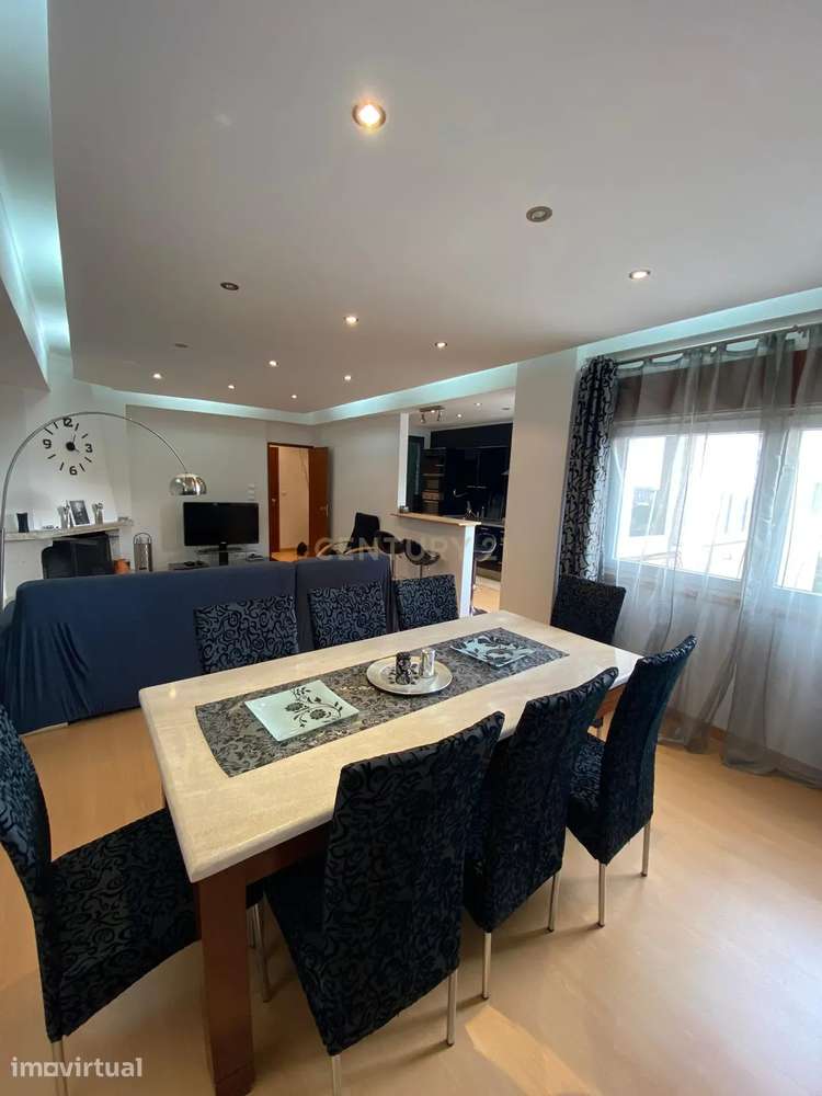Apartamento T2 mobilado e equipado em Carcavelos - Grande imagem: 3/11