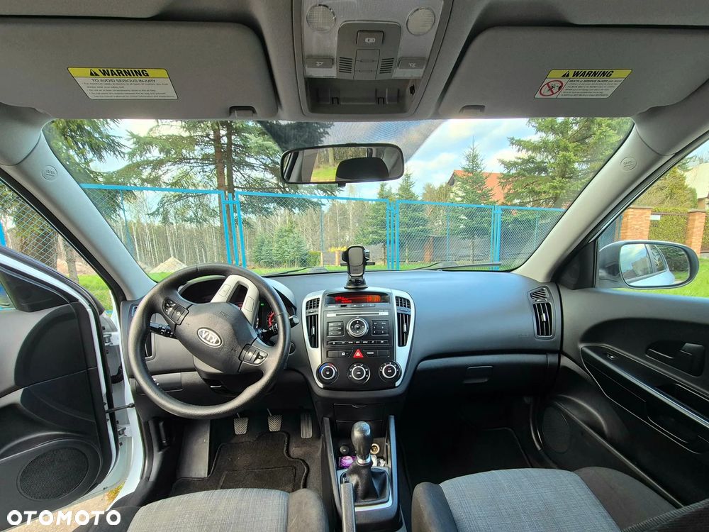 Kia Ceed 1.4 Comfort + - 21